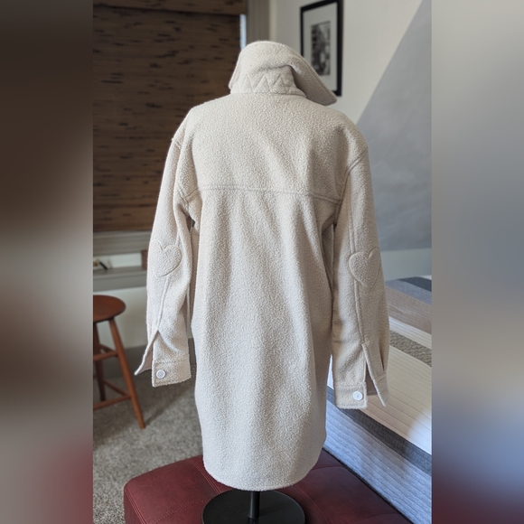 Jackson Rowe x Jillian Harris Shacket - Picture 5 of 10